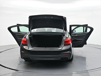 2019 BMW 5 Series xDrive