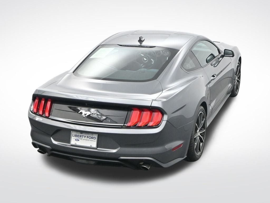 2021 Ford Mustang EcoBoost