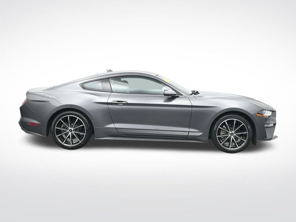 2021 Ford Mustang EcoBoost