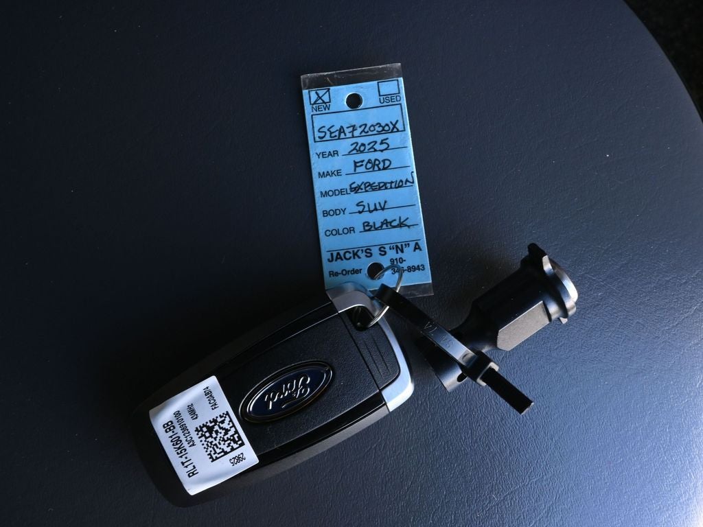 2025 Ford Expedition Tremor