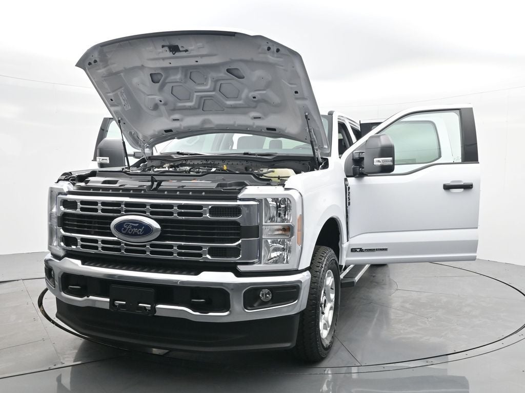2026 Ford F-250SD XLT