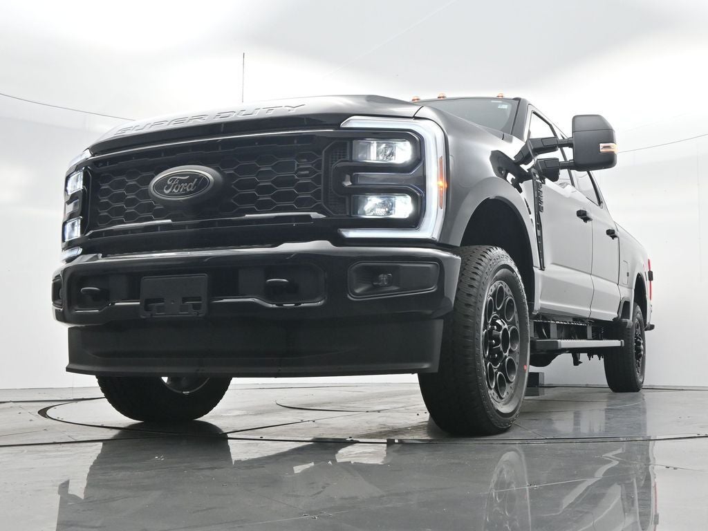 2026 Ford F-250SD XLT