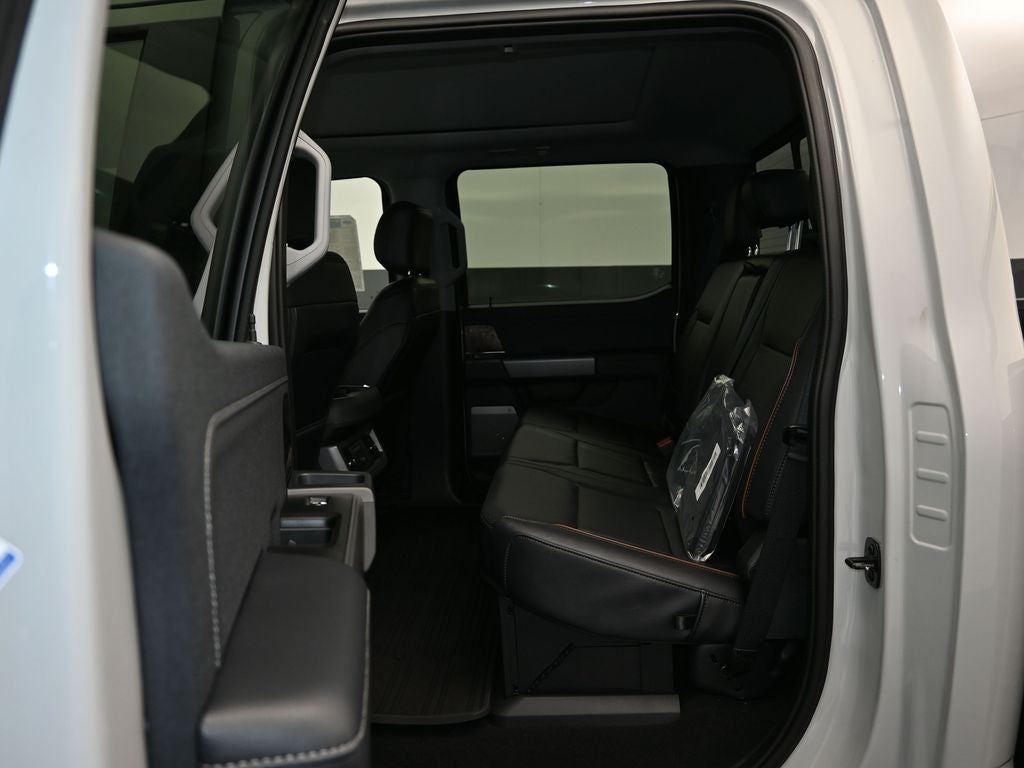 2025 Ford F-350SD Lariat