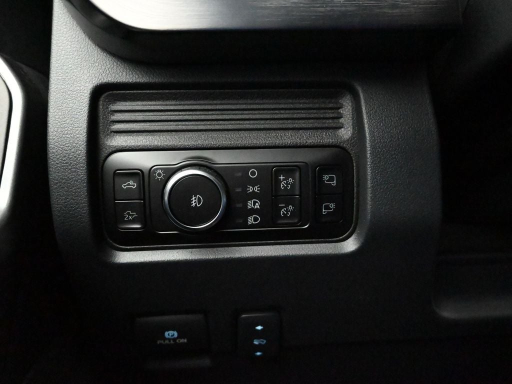 2025 Ford F-350SD Lariat