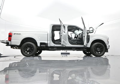 2025 Ford F-350SD Lariat