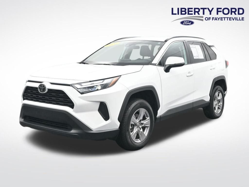 2024 Toyota RAV4 XLE