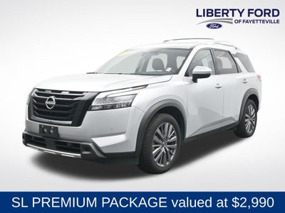 2023 Nissan Pathfinder SL