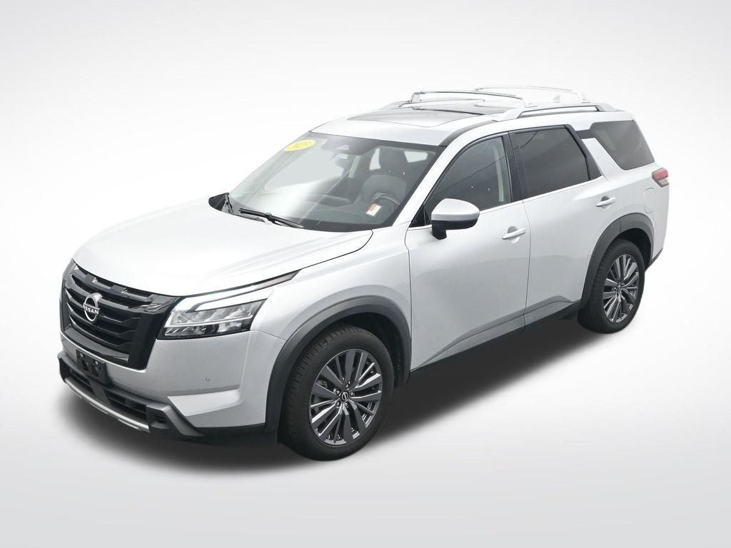 2023 Nissan Pathfinder SL